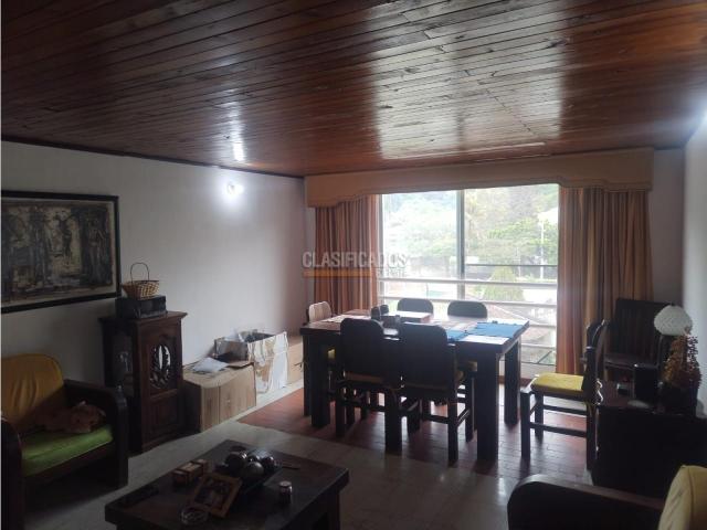 Apartamentos, Venta en Bella Suiza