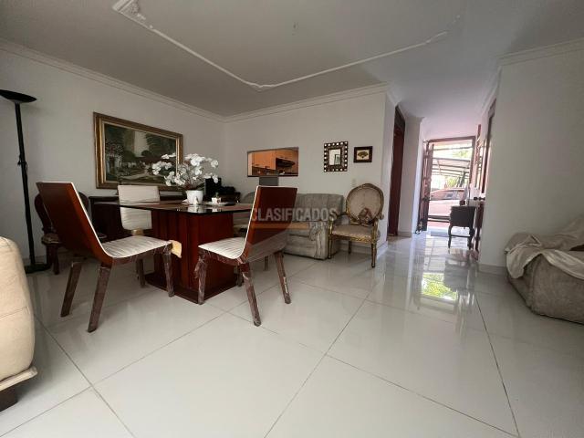 Casas, Venta en Valle del Lili