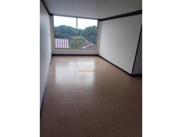 Apartamentos, Venta en El Refugio