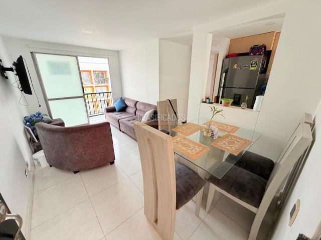 Apartamentos, Venta en Brisas de los Álamos