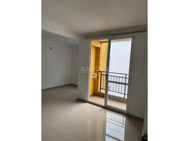 Apartamentos, Venta en Poblado Campestre