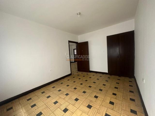 Edificios, Venta en Granada