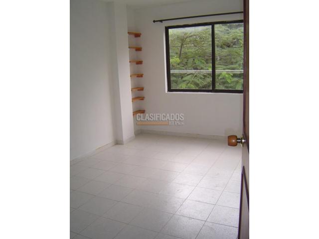 Apartaestudios, Alquiler en El Refugio