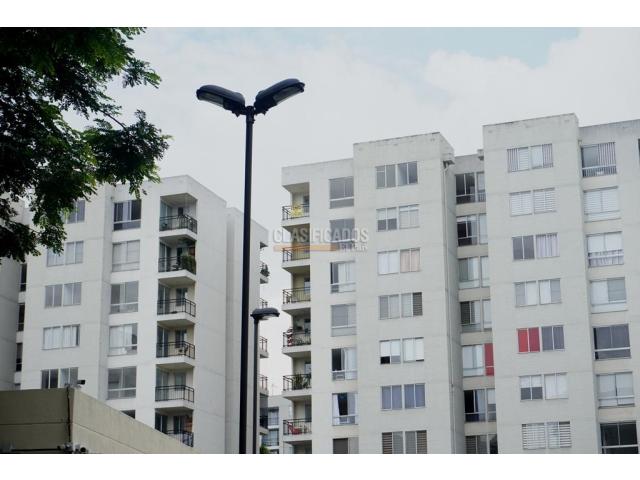 Apartamentos, Venta en Guabinas