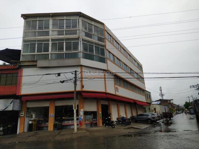 Locales y Bodegas, Alquiler en La Floresta