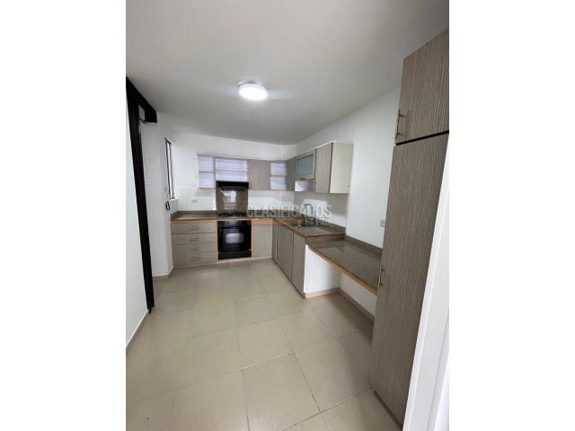 Apartamentos, Alquiler en La Hacienda