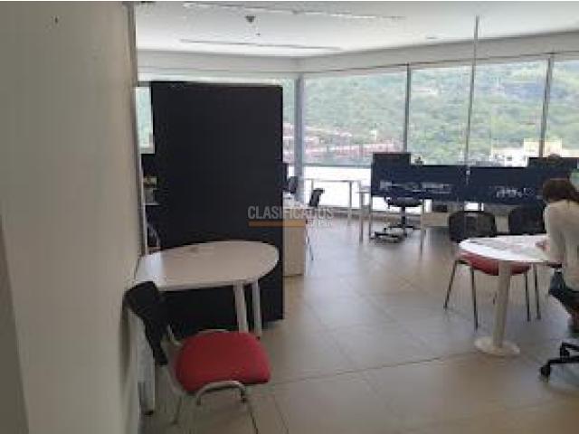 Oficinas y Consultorios, Venta en Chipichape