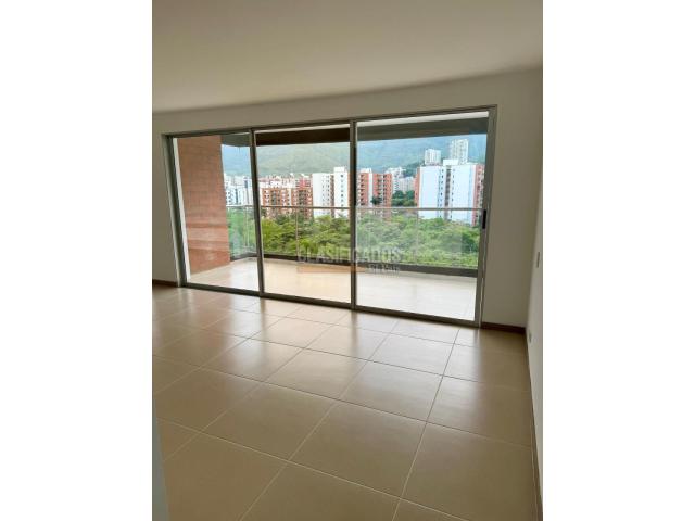 Apartamentos, Venta en La Flora