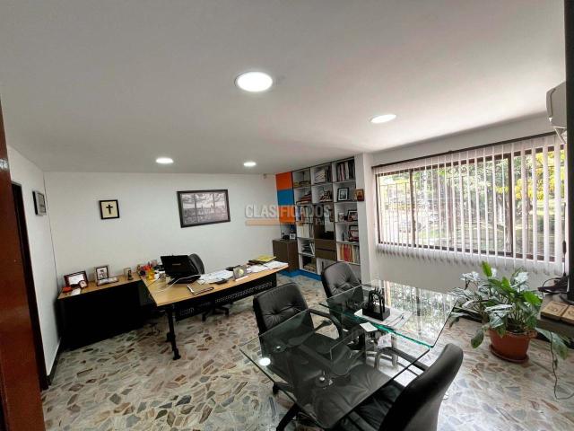 Casas, Venta en La Flora