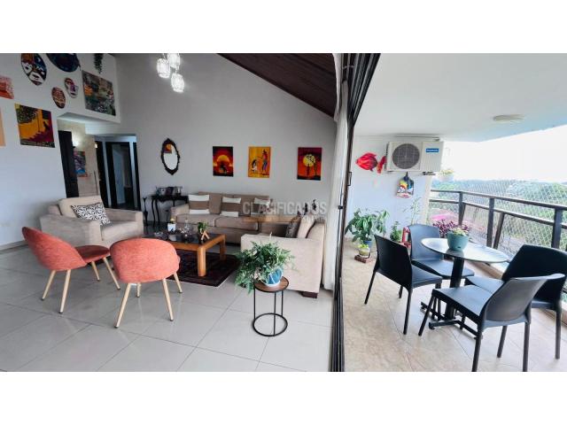 Apartamentos, Venta en La Flora