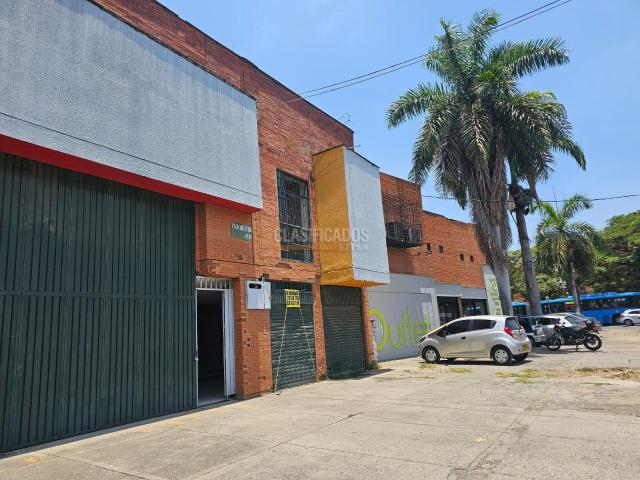 Locales y Bodegas, Alquiler en Flora Industrial