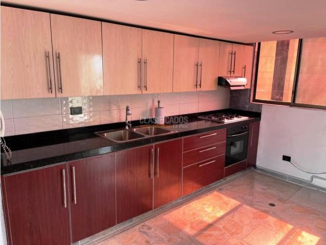 Apartamentos, Venta en Santa Anita