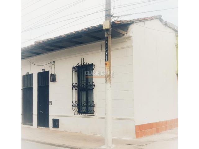 Apartaestudios, Alquiler en San Bosco