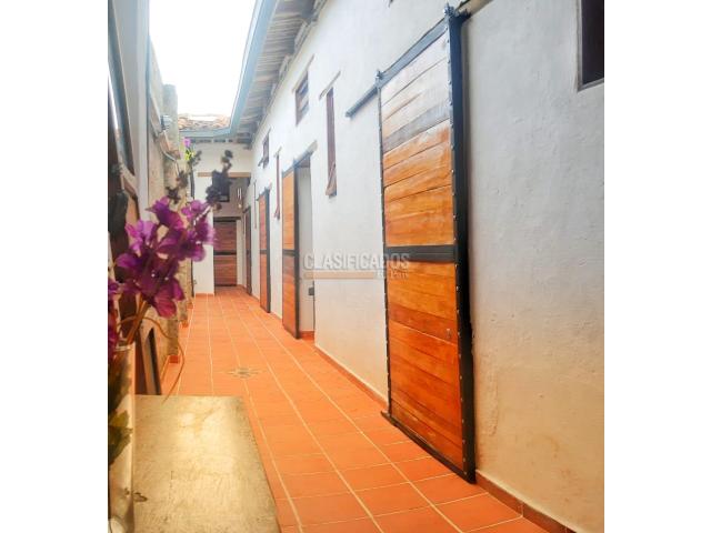 Apartaestudios, Alquiler en San Bosco