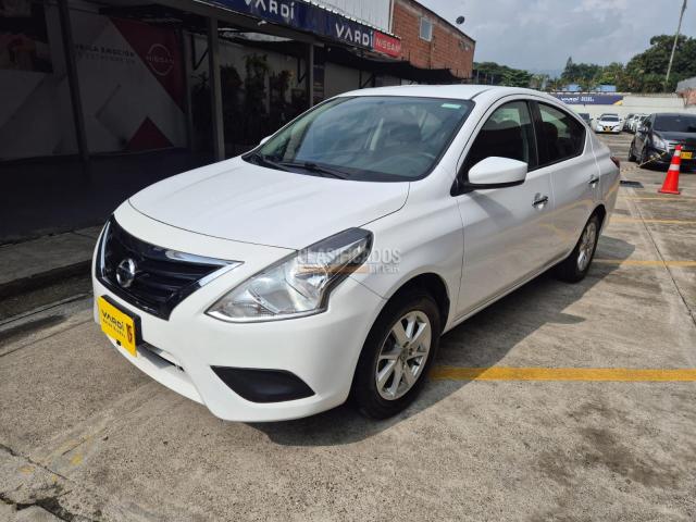 Nissan Versa 2020