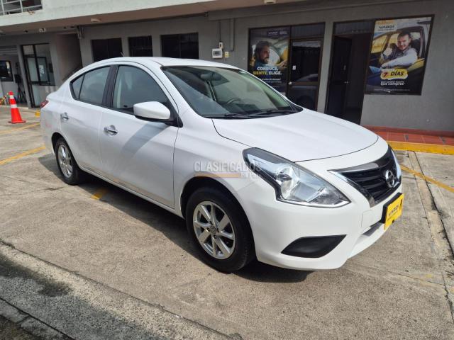 Nissan Versa 2020
