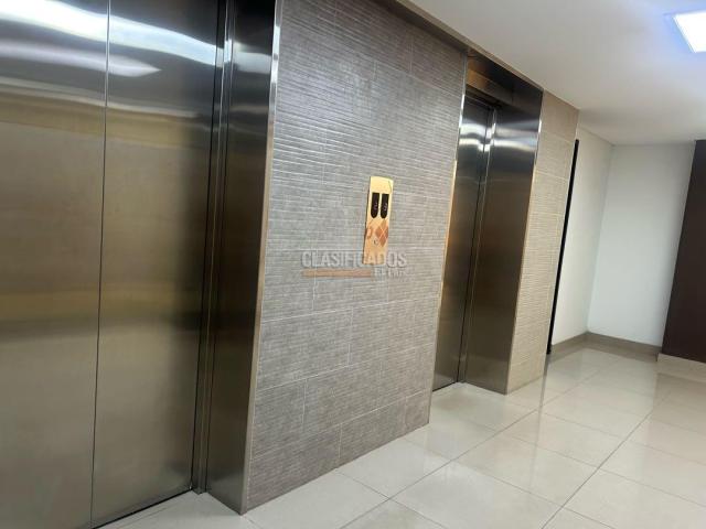 Oficinas y Consultorios, Alquiler en Chipichape