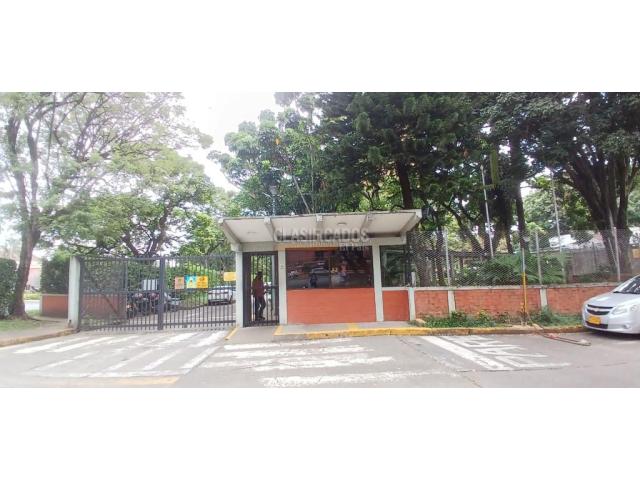 Apartamentos, Alquiler en Chipichape