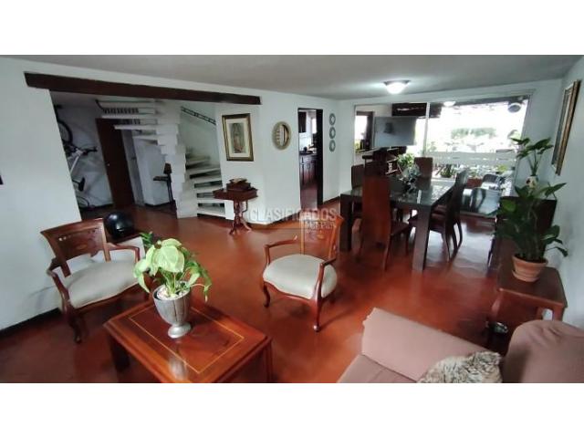 Casas, Venta en Prados del Norte