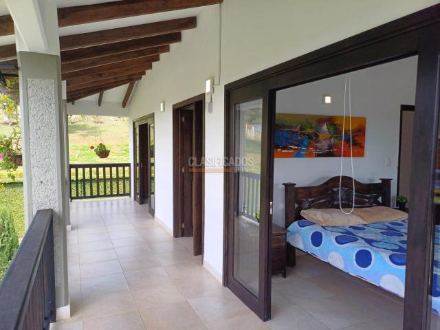 Fincas y Casas Campestres, Venta en La Elvira