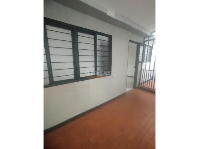 Apartamentos, Alquiler en Junín