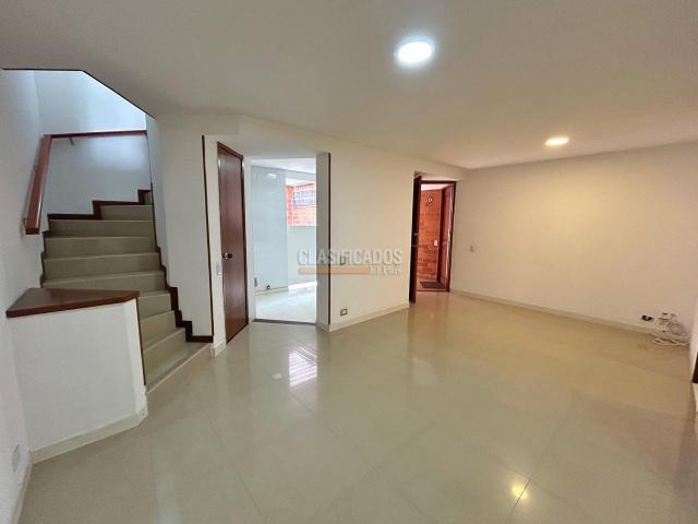 Casas, Venta en La Hacienda