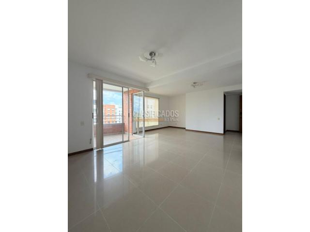 Casas, Alquiler en Pance