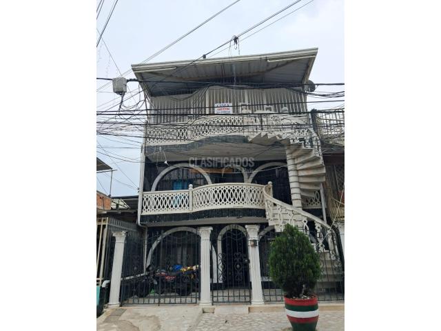 Apartamentos, Alquiler en La Esmeralda