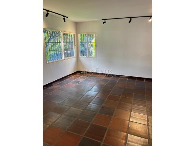 Casas, Alquiler en Santa Rita