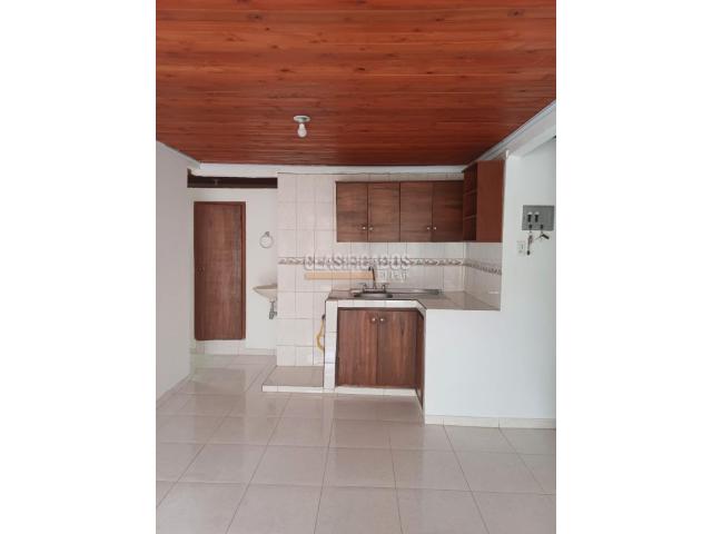 Apartamentos, Alquiler en Panamericano