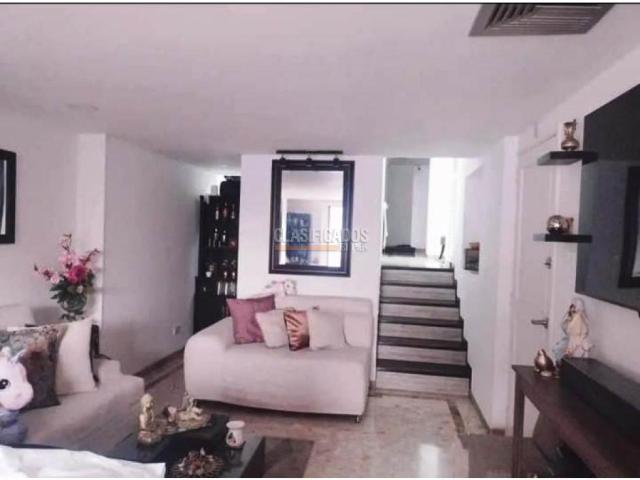 Apartamentos, Venta en El Ingenio