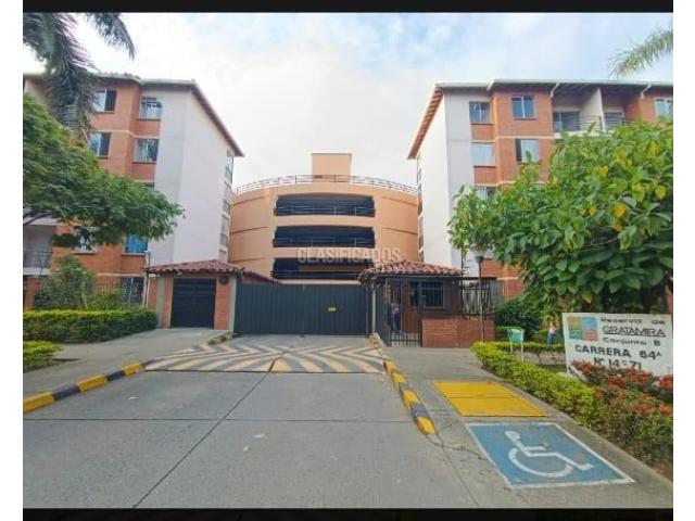 Apartamentos, Venta en Primero de Mayo