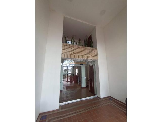 Apartamentos, Alquiler en La Flora