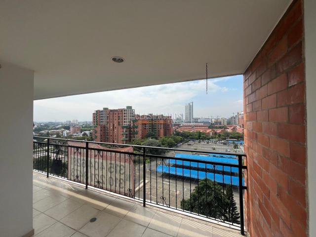 Apartamentos, Alquiler en Miradores de Chipichape