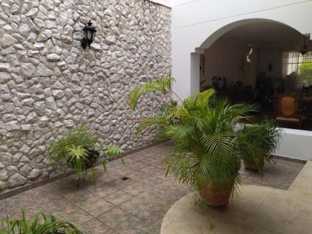 Casas, Venta en Ciudad Jardín