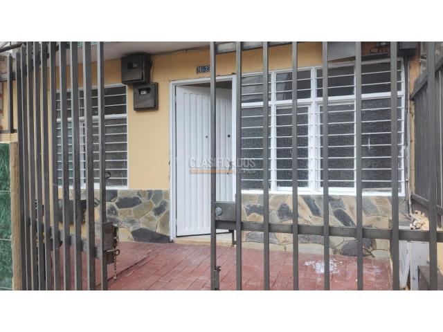 Casas, Alquiler en La Independencia