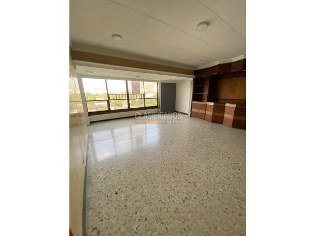 Apartamentos, Alquiler en La Flora