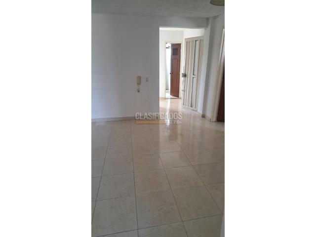 Apartamentos, Alquiler en Junín