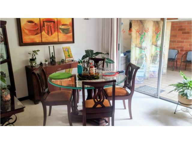 Casas, Venta en Valle del Lili