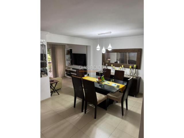 Casas, Venta en Ciudad Jardín