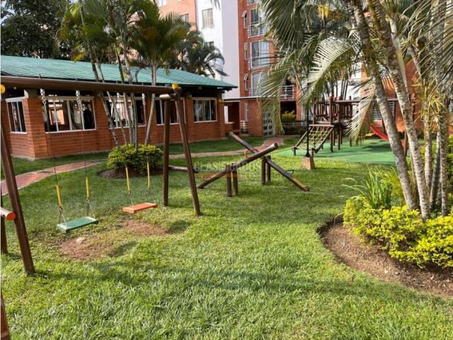 Apartamentos, Venta en Prados del Limonar