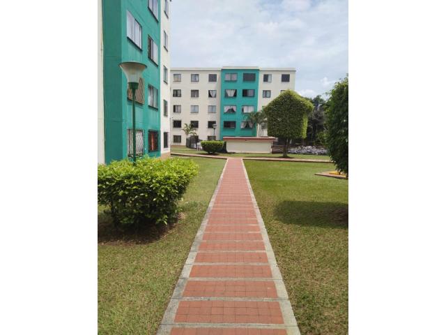 Apartamentos, Venta en Cañaverales