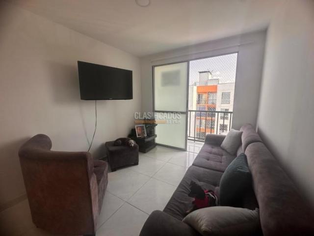 Apartamentos, Venta en Brisas de los Álamos