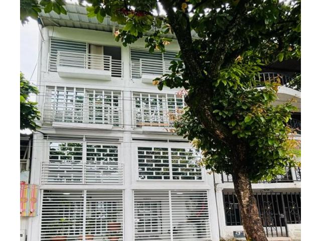 Edificios, Venta en Salomia