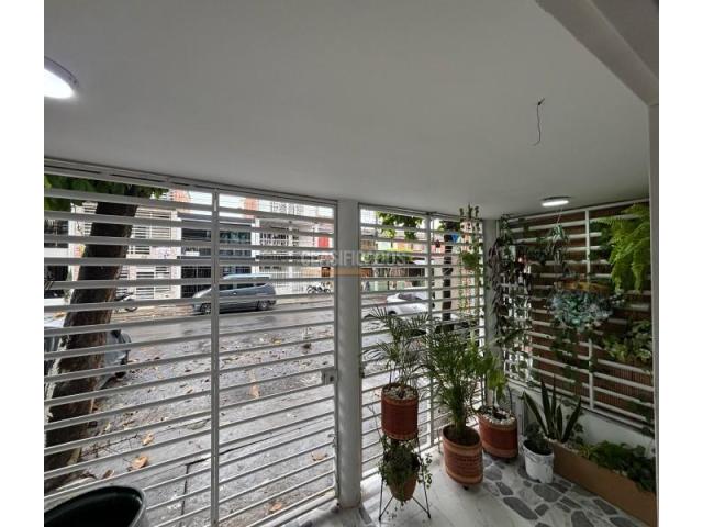 Edificios, Venta en Salomia