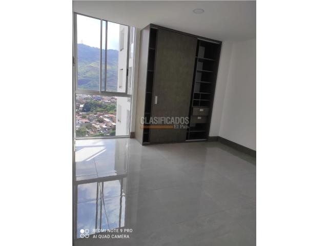 Apartamentos, Venta en Altos Menga