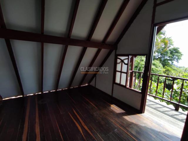 Casas, Alquiler en La Buitrera