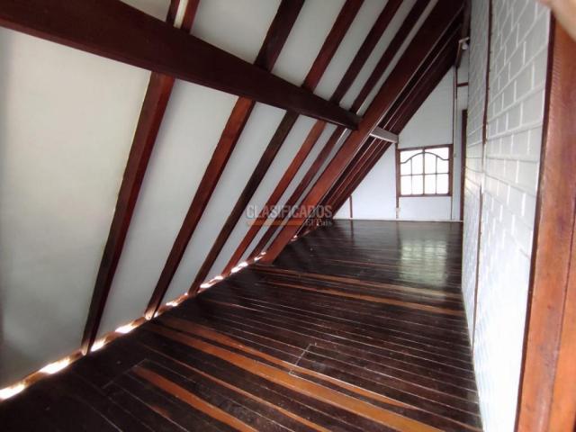 Casas, Alquiler en La Buitrera