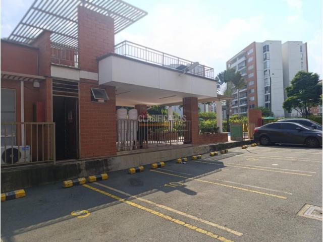 Apartamentos, Venta en Valle del Lili