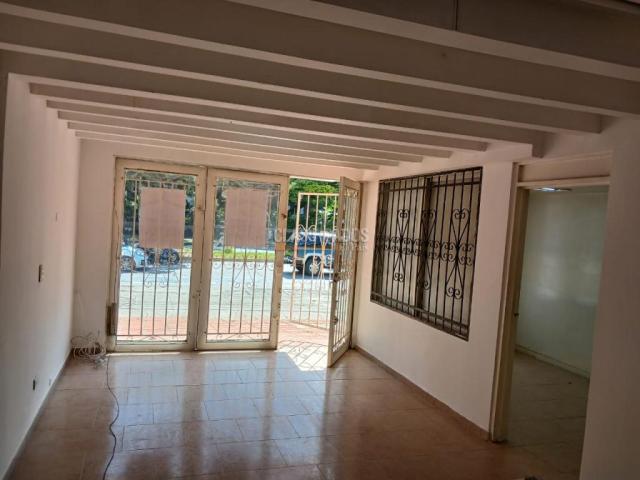 Locales y Bodegas, Alquiler en Camino Real